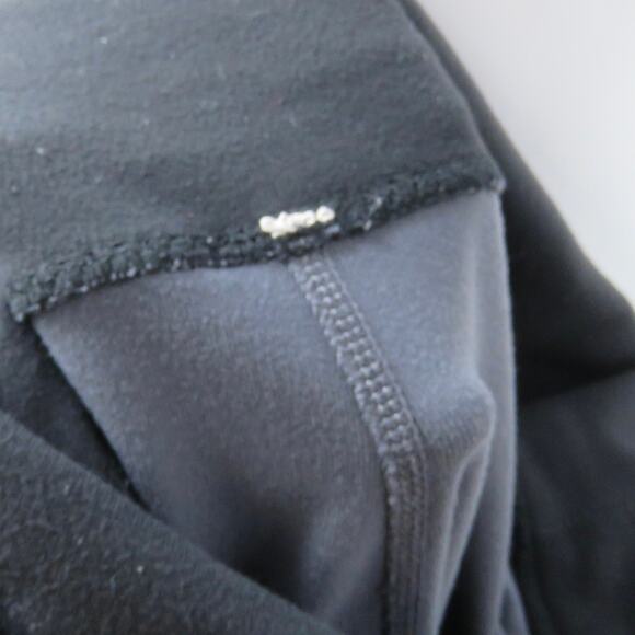 Lululemon Charcoal Gray Cropped Leggings Size 4 - Picture 5 of 5